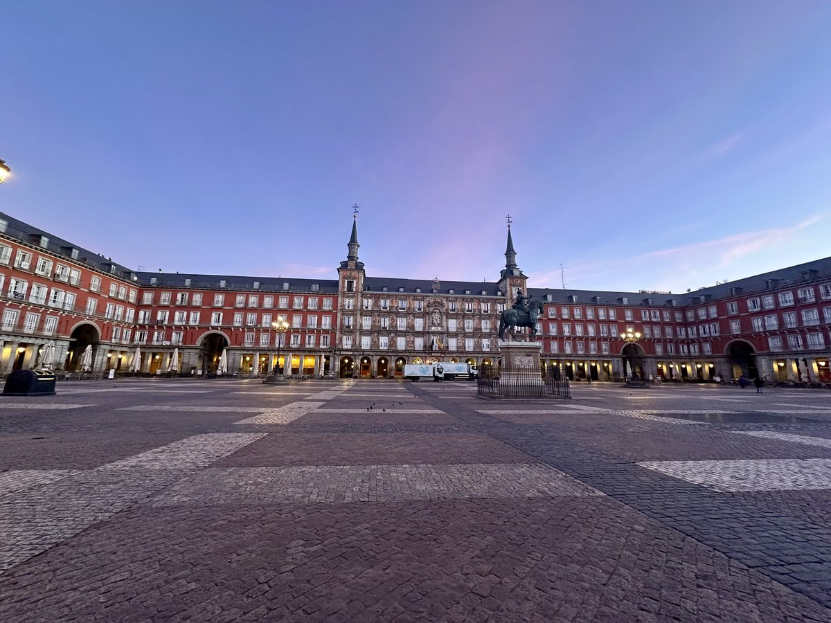 javiernoriegago's tweet image. #BuenosDíasEspaña 
#SesiónDeControl
¿¿¿Conseguiremos -por fin- que el Gobierno conteste a algo???
🤔