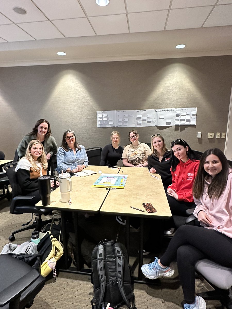 crbrownwilson's tweet image. What a great day working with colleagues and students @BelmontUniv &@QUBelfast @QUBSONM #Codesign #seriousgames