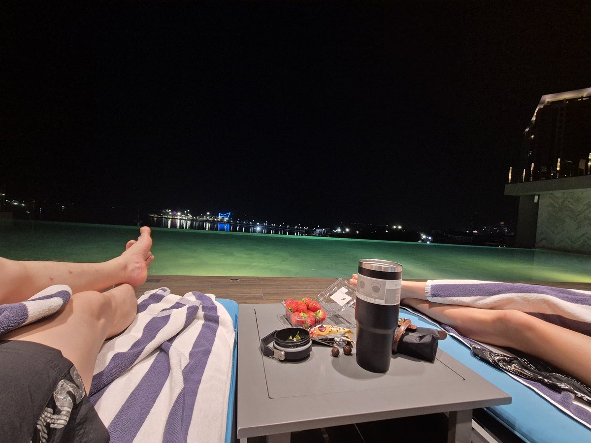 3월1일..동북구쪽에..중랑구
야스런 스크린 같이할 부.커
있을까요..
현재 두팀 확정..
한 두팀 더모셔요..