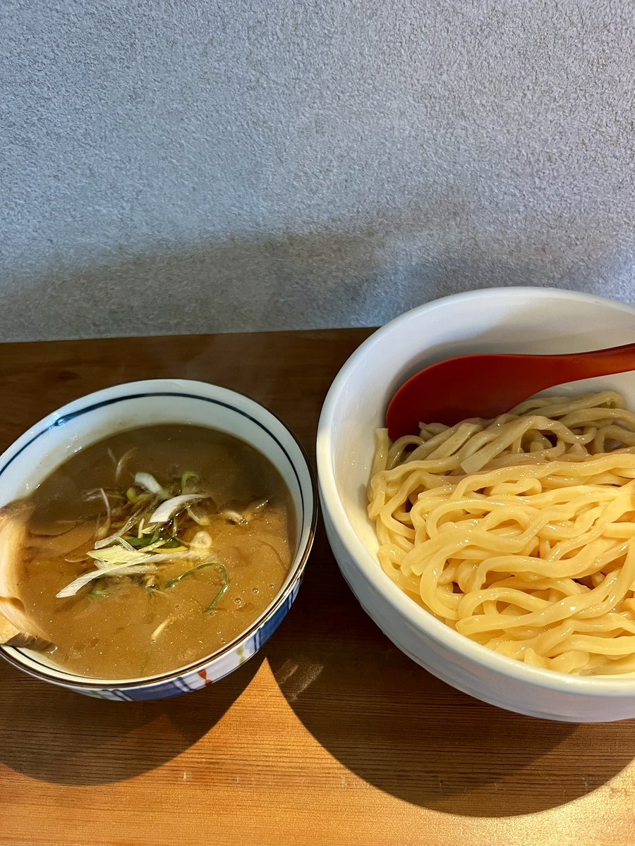 otoko_n's tweet photo. 麺屋「美しい日」頂きました https://t.co/94Kic89CYa