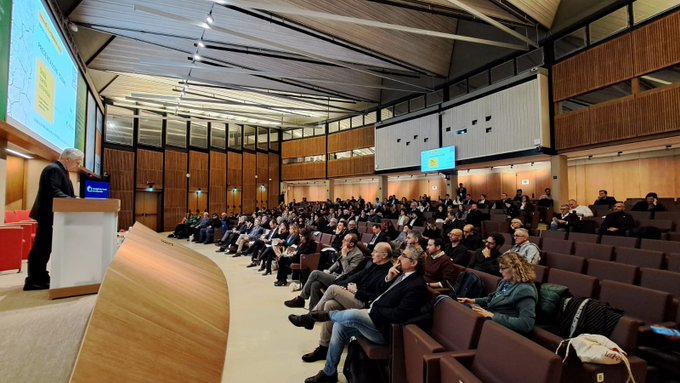 CNR-DTA (@cnrdta) on Twitter photo <a href="/CNRsocial_/">CNR Consiglio Nazionale delle Ricerche</a> <a href="/cnr_irsa/">CNR IRSA</a> <a href="/MC_Carro/">MariaChiara Carrozza</a> <a href="/DPCgov/">Dipartimento Protezione Civile</a> <a href="/ISPRA_Press/">ISPRA - Ist. Sup. Protezione e Ricerca Ambientale</a> <a href="/apolloniotg2/">Giulia Apollonio</a> <a href="/annabaccarelli/">Annamaria Baccarelli</a> <a href="/echopetra/">francesco petracchini</a> Tavole rotonde su #impatti #gestioneemergenza #governance in occasione dell'evento di presentazione del Volume CNR Edizioni Siccità, Scarsità e Crisi Idriche cnr.it/it/evento/19646 <a href="/CNRsocial_/">CNR Consiglio Nazionale delle Ricerche</a> <a href="/cnr_irsa/">CNR IRSA</a> <a href="/MC_Carro/">MariaChiara Carrozza</a> <a href="/DPCgov/">Dipartimento Protezione Civile</a> <a href="/ISPRA_Press/">ISPRA - Ist. Sup. Protezione e Ricerca Ambientale</a> <a href="/apolloniotg2/">Giulia Apollonio</a> <a href="/annabaccarelli/">Annamaria Baccarelli</a> <a href="/echopetra/">francesco petracchini</a> Tavole rotonde su #impatti #gestioneemergenza #governance in occasione dell'evento di presentazione del Volume CNR Edizioni Siccità, Scarsità e Crisi Idriche cnr.it/it/evento/19646