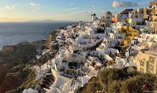 turizm365's tweet image. Dünyaca ünlü turistik ada hayalet şehre döndü turizm365.com/dunyaca-unlu-t… #yunanistan #deprem #santorinivolcano #santoriniearthquake