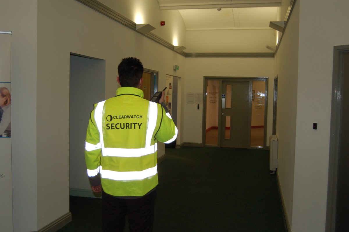 ClearWatch's tweet image. Last night, we handled multiple call-outs with an 18 minute average response time! 

We don’t just attend, we secure, investigate &amp;amp; lock down before leaving.

Need a trusted security partner? Get in touch! 🔒📲

#AlarmResponse #RapidSecurity #ClearWatchSecurity