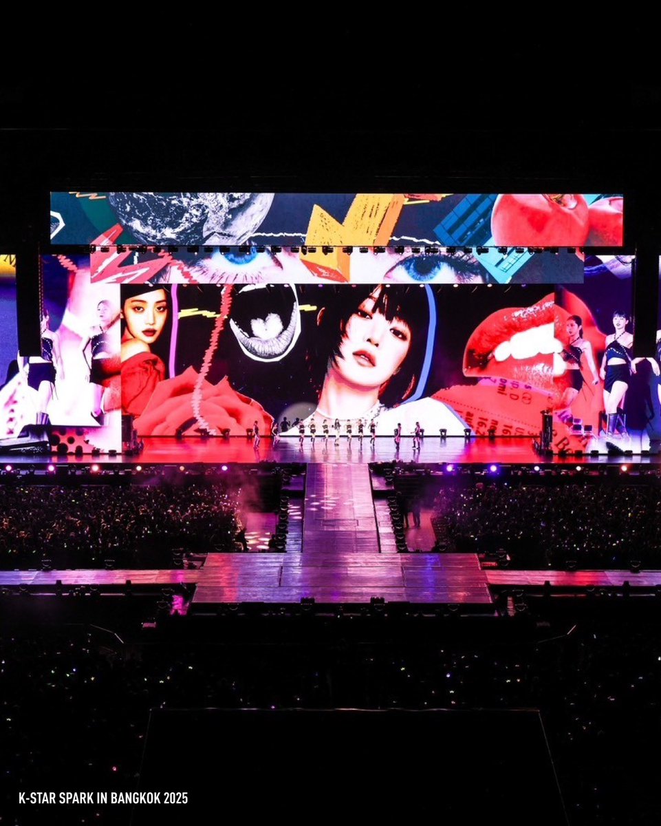เปิดมาแบบสับ💃🏻 กับ stage ของ Minnie จัดเต็มทั้งแสงสีเสียงพร้อมมาส่งความมันส์ให้กับทุกคนในงาน “k-star spark in bangkok 2025”💫

#KStarSparkConcert
#DPRIAN #BAMBAM #BamBam #뱀뱀 #DAESUNG #MINNIE #민니 #GIDLE #GDRAGON