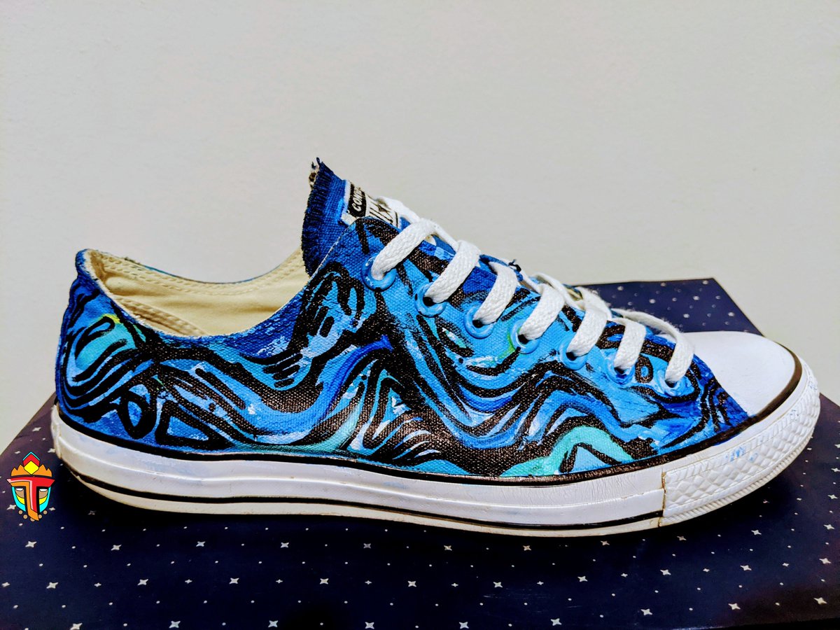 stylez_94's tweet photo. I've recently taken keen interest in Marble rocks. Particulary Liquid marble and just how it forms unique patterns, moving colourful lines and it's abstract appearance.
Have your sneakers custom painted starting at k250. Contact info in Bio.
#marble #liquidmarble #fineart https://t.co/8mSblVGnZq