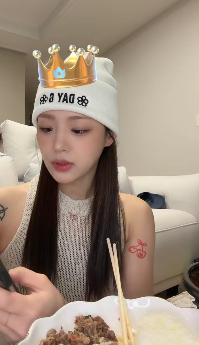 ✨ มามอบมงให้ยัยน้องกันน้าา✨

🎇ของขวัญทั่วไป  1 เหรียญ โบนัสไทม์ 3 คะแนน 
🎇ของขวัญกิจกรรม 1 เหรียญ โบนัสไทม์ 6 คะแนน

📌 ใจส้ม = 150 คะแนน
📌 ของขวัญชิ้นแรก = 100 คะแนน
📌 ผู้ติดตามรายใหม่ = 30 คะแนน
                 
#Jigamin지가민 #JIGAMINXTREAM