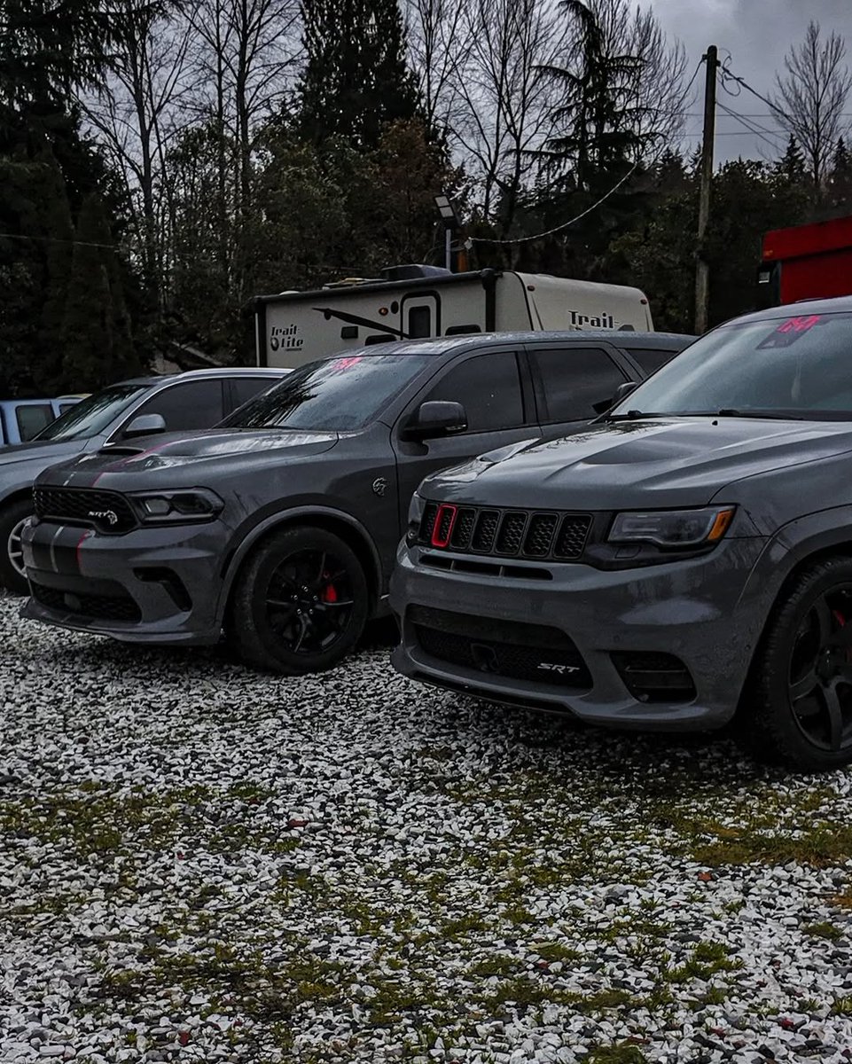 KingOfMopar1's tweet photo. Durango x Grand Cherokee 

📸tczoz https://t.co/a127OPANBi