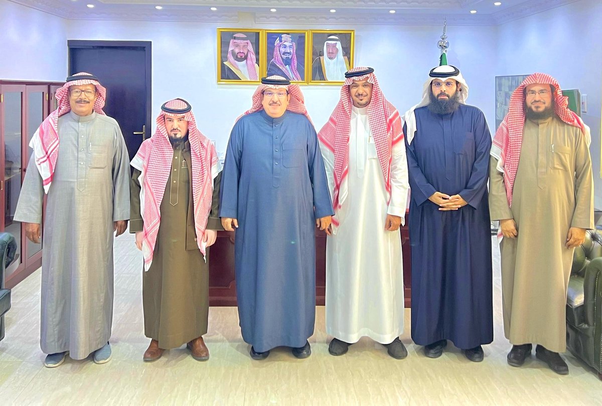 fahd541's tweet photo. تُعد هذه الزيارة خطوة إيجابية لتعزيز الحوار البناء بين القطاع العام والقطاع الغير ربحي  في مجال الإسكان، وتفتح آفاقاً جديدة لتطوير السياسات التنموية بما يخدم المصلحة العامة ويدعم مسيرة التطوير الشاملة بالمحافظة. https://t.co/2Wvpb2Njwi