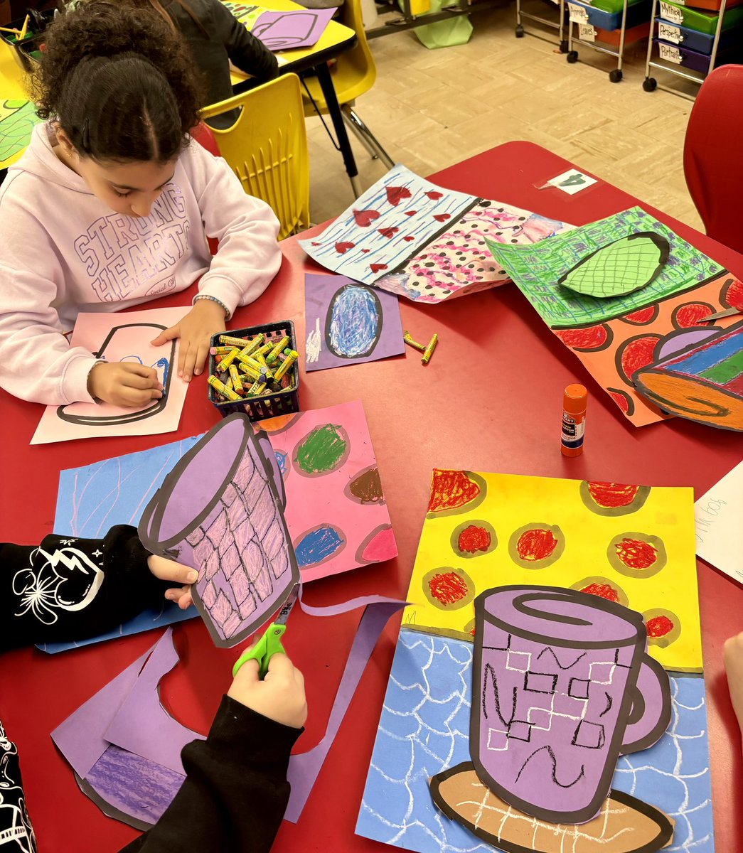 Tara Gurney, LRS Art (@lrs_artclass) on Twitter photo February fun! 💕🎨😃 Our <a href="/lloydroadschool/">Lloyd Road School</a> 4th grade artists learned about the artists <a href="/HeatherGaller/">Heather Galler</a> and Chris Uphues, while our 5th graders worked on a color theory study. February fun! 💕🎨😃 Our <a href="/lloydroadschool/">Lloyd Road School</a> 4th grade artists learned about the artists <a href="/HeatherGaller/">Heather Galler</a> and Chris Uphues, while our 5th graders worked on a color theory study.