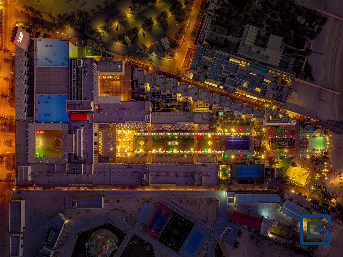 GulfConsult's tweet photo. Today we celebrate the spirit of Kuwait - resilience, courage, and freedom. We wish everyone a wonderful Liberation Day! 🇰🇼

1. MPW &amp; MEW Headquarters 
2. Al-Seef Hospital
3. Jumeirah Beach Resort

📸: Touraj Mohammadi https://t.co/IKBqmK5JJ6