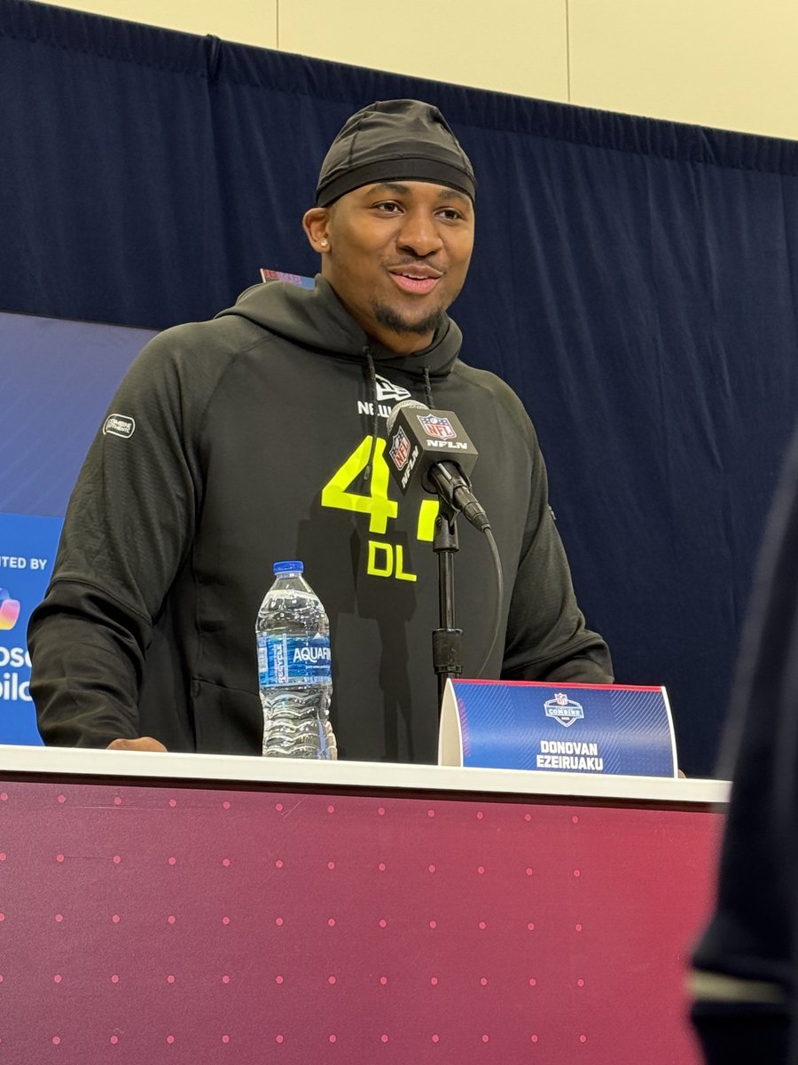 ZBerm's tweet photo. Donovan Ezeiruaku rattled off all the players from South Jersey/Philly in this draft, spoke about what this draft says about players from the area. (There could be three first-rounders — including the No. 1 pick.): https://t.co/NqbxTegjra