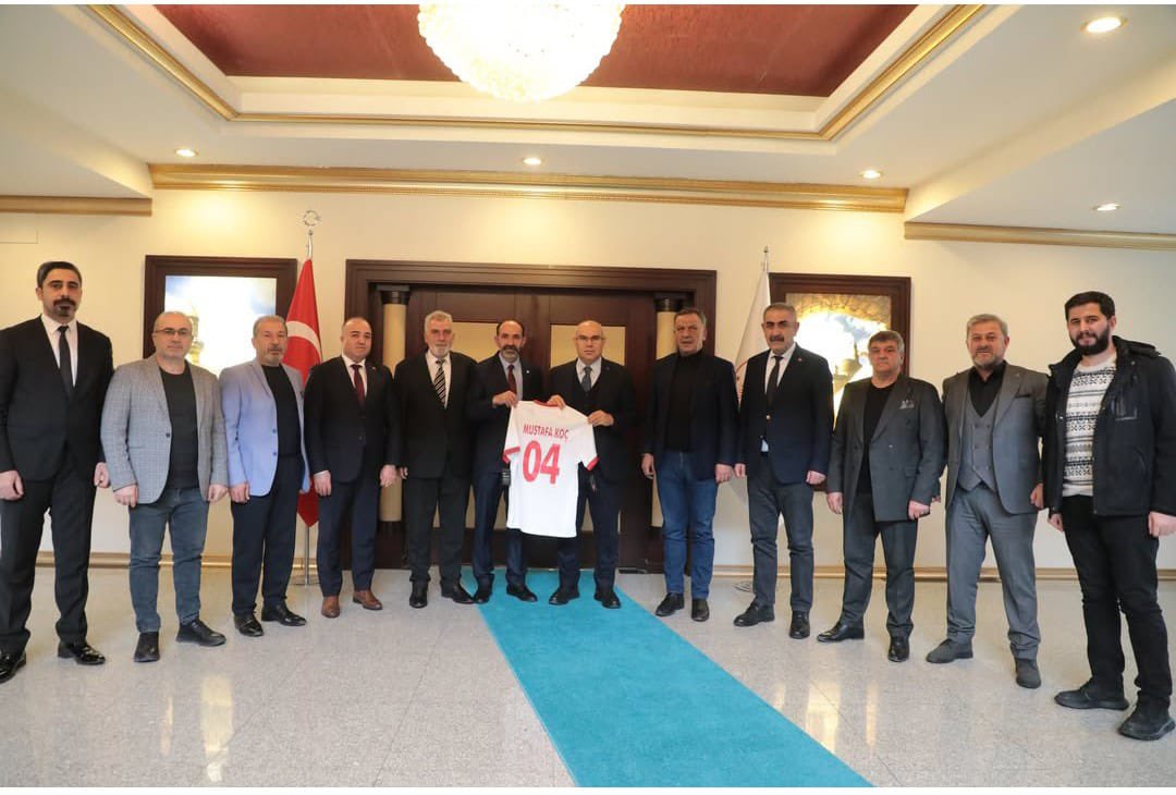 Başkanımız ve yönetim kurulu üyelerimiz, Ağrı Valimiz Sayın Mustafa Koç’u makamında ziyaret etti. Sayın Valimiz amatörlere geçmişte destek verdiğini ve bu desteklere devam edeceğini belirtti. Nazik kabulleri dolayısı Sayın Valimize teşekkür ederiz.<a href="/taskk_1980/">Türkiye Amatör Spor Kulüpleri Konfederasyonu🇹🇷</a> <a href="/55seneraydin/">Şener Aydın</a>