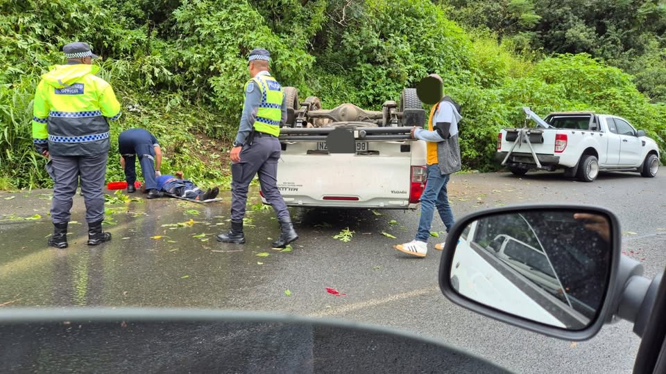 Arrive Alive (@_arrivealive) on Twitter photo First Aid For Passengers In A Vehicle Rollover
tinyurl.com/26ycbm44
#ArriveAlive #RolloverCrash #EMS
<a href="/AccessPD1/">Access Professional Development</a> <a href="/HealthZA/">National Department of Health</a> <a href="/WHO/">World Health Organization (WHO)</a> First Aid For Passengers In A Vehicle Rollover
tinyurl.com/26ycbm44
#ArriveAlive #RolloverCrash #EMS
<a href="/AccessPD1/">Access Professional Development</a> <a href="/HealthZA/">National Department of Health</a> <a href="/WHO/">World Health Organization (WHO)</a>