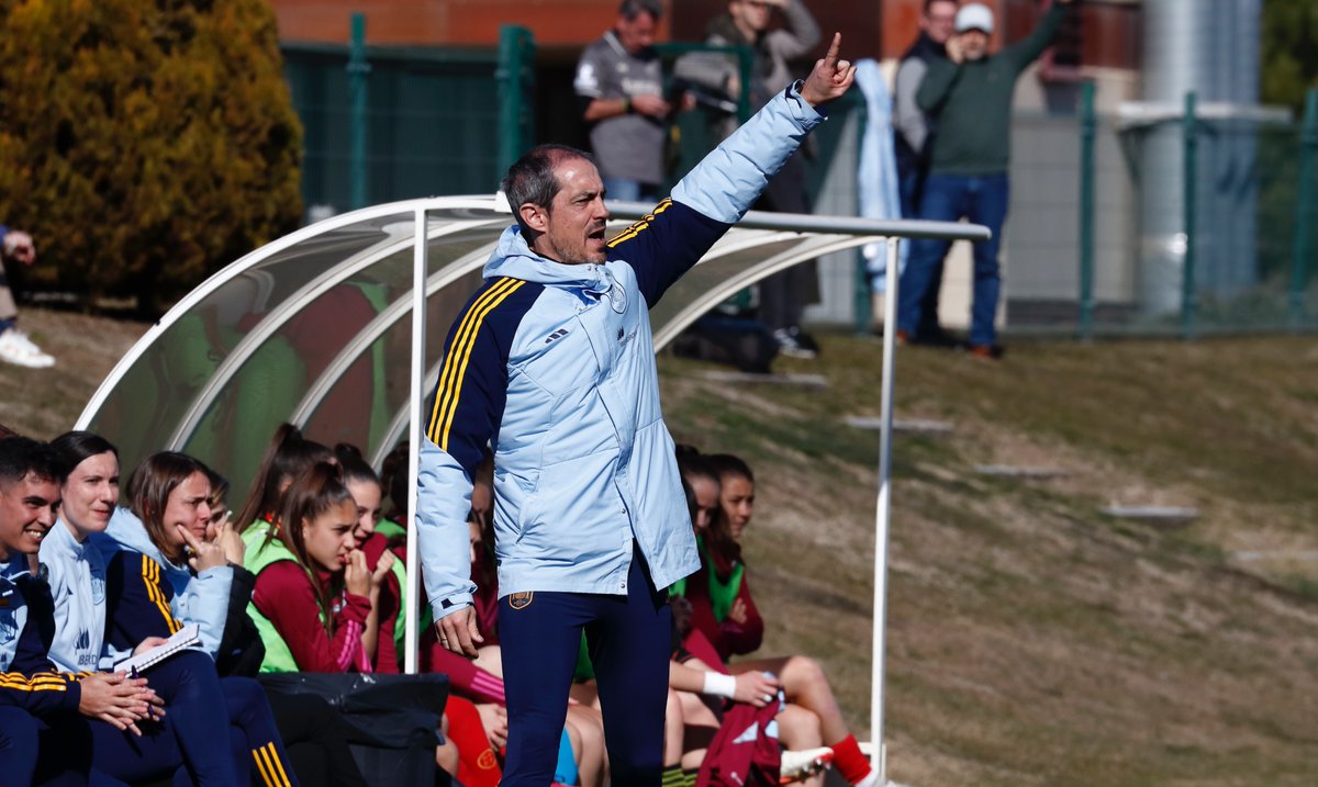 🔴 Kenio Gonzalo da la convocatoria para la Ronda 2 del Europeo

➡️ La Selección Española sub-17 se enfrentará a Bélgica, Islandia y Ucrania

📺 Los encuentros de las españolas se podrán ver a través de los canales oficiales de rfef.es 

ℹ️rfef.es/es/noticias/ke…