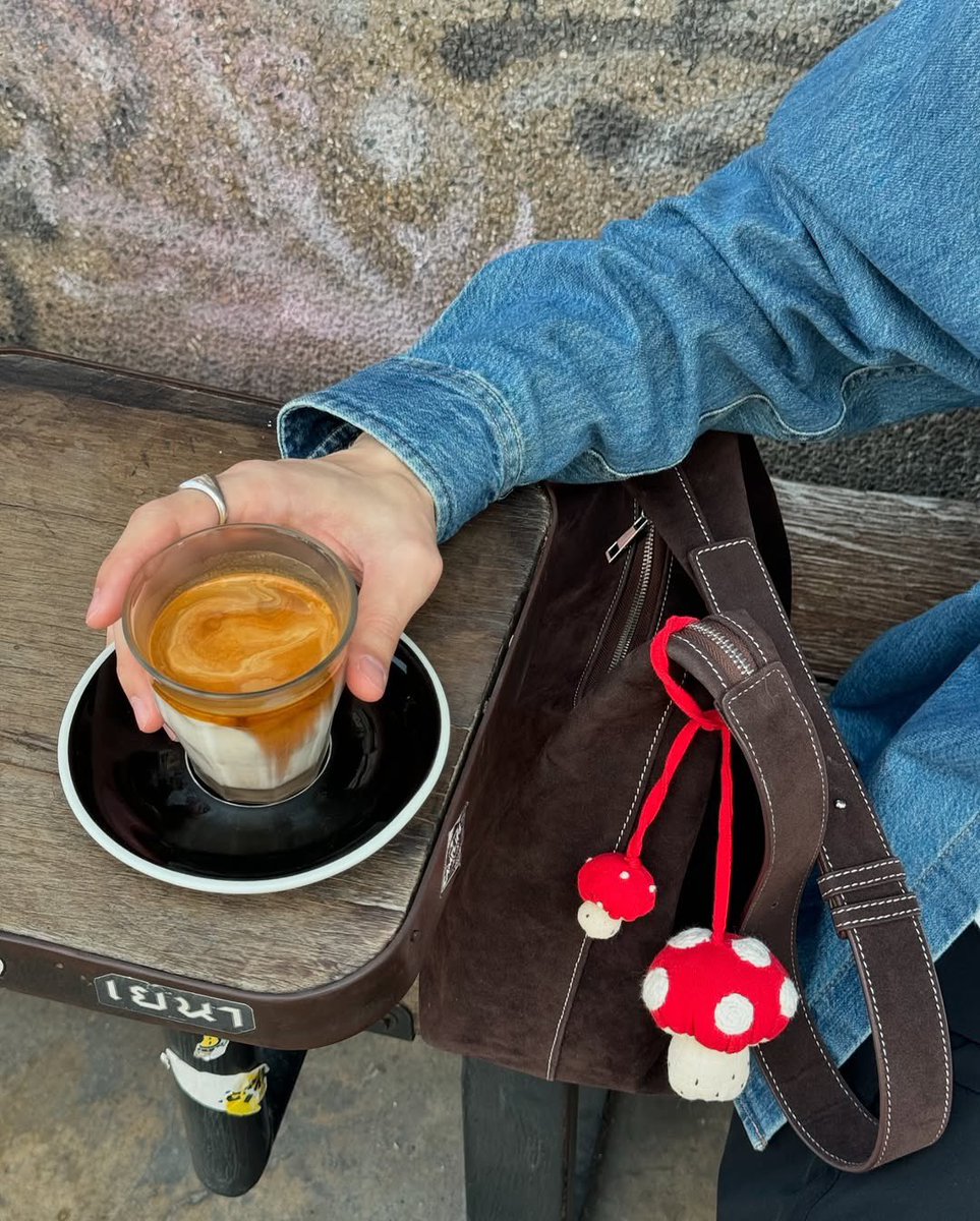 nodtified7's tweet image. Repost • @nodted มาเป็นวัยรุ่นเชียงใหม่ 🍃

@onitsukatigerofficial @onitsukatigerth #OnitsukaTiger #MEXICO66SD #DPromptCommunication #nodted #nodtednutthasid #nodtifed