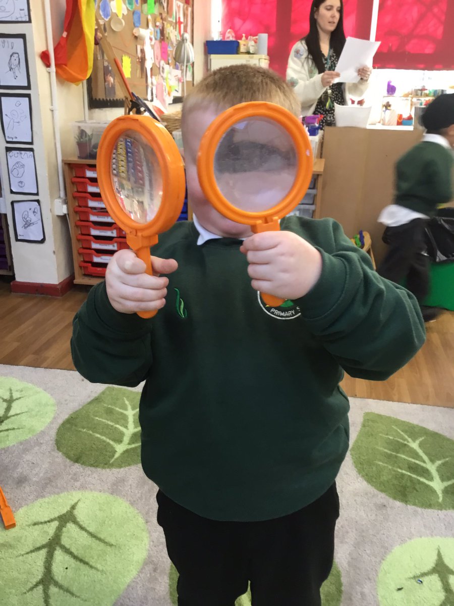 BentleyWestWS2's tweet image. Reception are seeing double everywhere! #BWMaths #BWReception #eyfsmaths