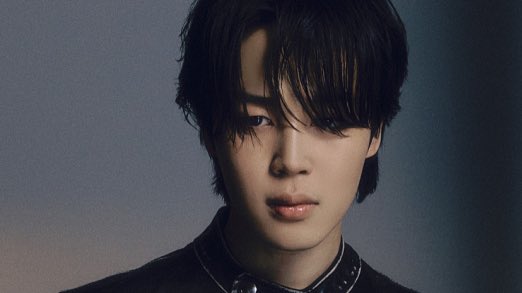 kchartsmaster's tweet image. Most streamed albums by solo acts within the first 24 hours of release on MelOn Hall:

1. #GDRAGON, Übermensch — 4,202,200 🆕
2. #IU, The Winning — 3,184,400
3. #JUNGKOOK, GOLDEN — 3,108,400
4. #JIMIN, FACE — 2,961,300
5. #DOYOUNG, YOUTH —  2,913,800