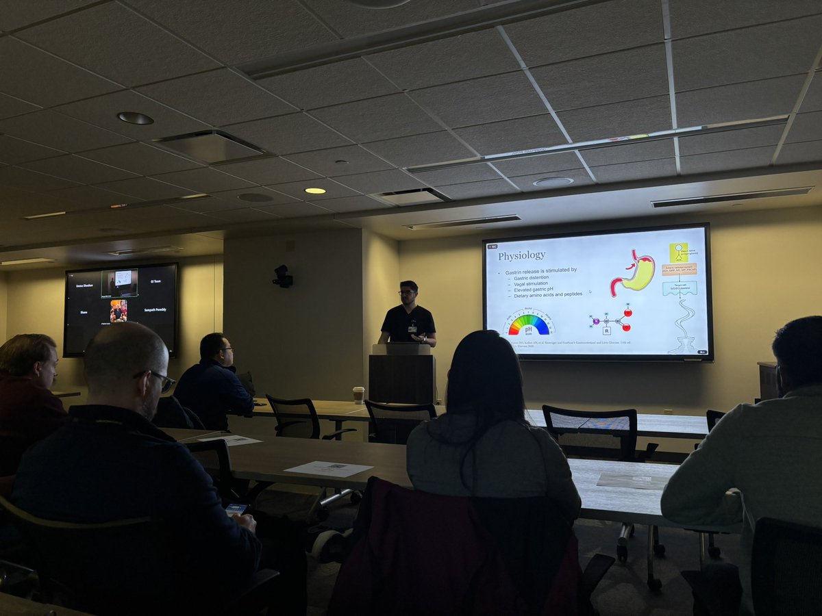 ✨ A cracking 🗣️ by our chief fellow <a href="/MohammedQasswal/">Mohammed Qasswal, MD</a> during #GrandRounds as he discusses an interesting case and the pathophysiology, diagnosis, and management of Zollinger-Ellison Syndrome 👏🔥 

#GITwitter #FutureOfGI