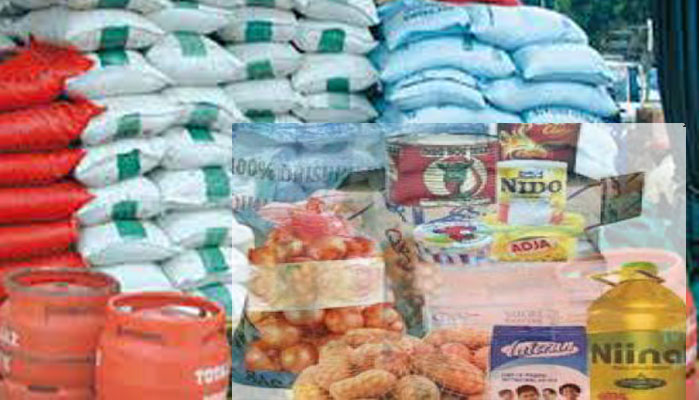 Malijetactu's tweet photo. Mali: Flambée des prix des denrées alimentaires à l'approche du Ramadan à Bamako https://t.co/56439RWfCB #malijet #Mali #Flambée #prix #denrées #alimentaires #approche #Ramadan #Bamako https://t.co/MO9Lm1uwi4