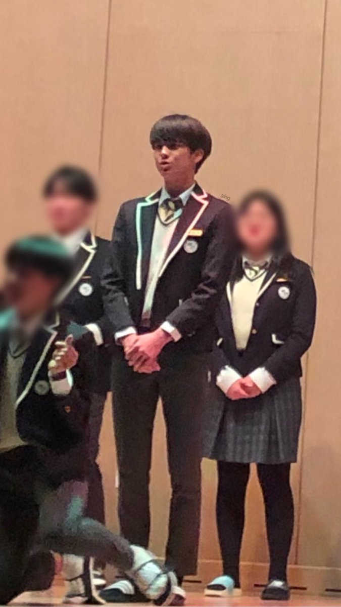 SMTR25_songha's tweet photo. 매일 하는 말이지만.. 송하 잘생김
그리고 다리를 절대 봐

#SMTR25 #SONGHA #송하 #SMNBG https://t.co/He71c0cU7e