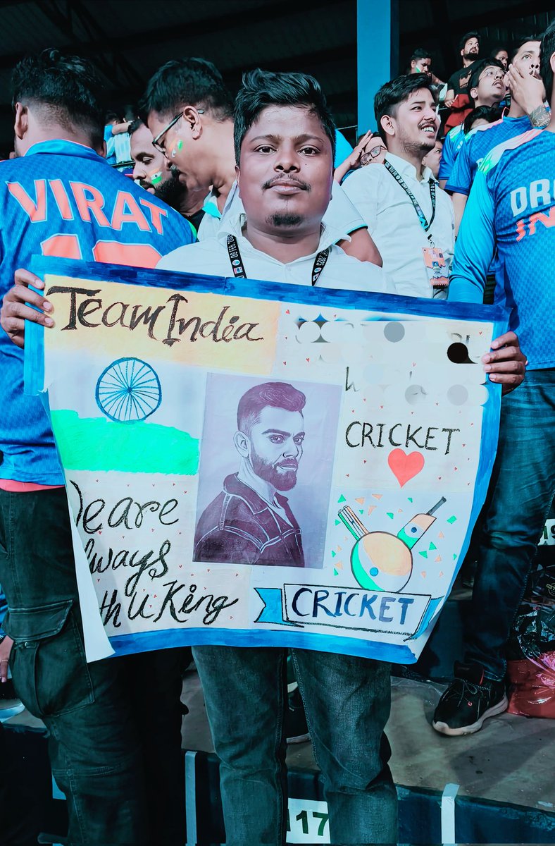 BasantaVasu's tweet photo. King Virat 👑
@imVkohli https://t.co/Wu1cQ2jzw7