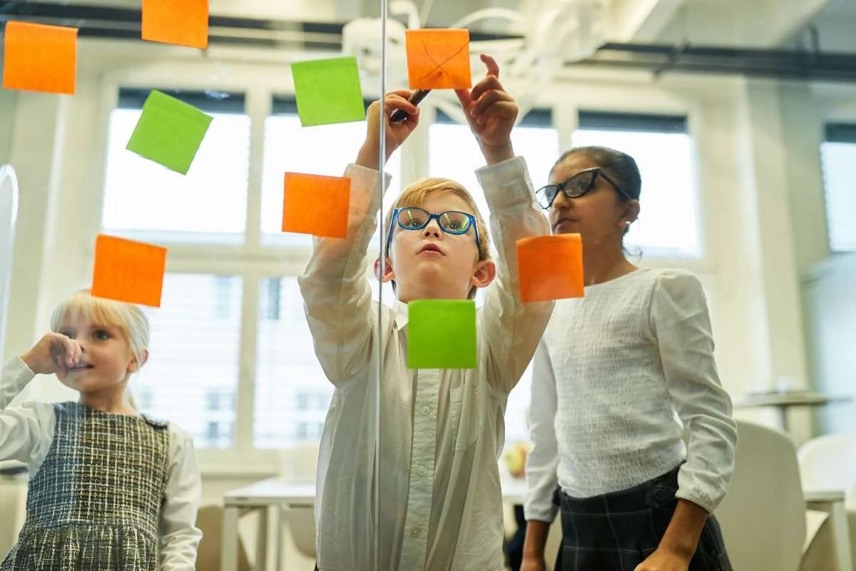 ciowomenmag's tweet image. Schools should think like startups—adapt, innovate, and prepare students for a changing world. It's time to rethink education!
Read more: ciowomenmagazine.com/why-schools-ne…
#EducationInnovation #AgileLearning #StartupMindset #FutureOfEducation