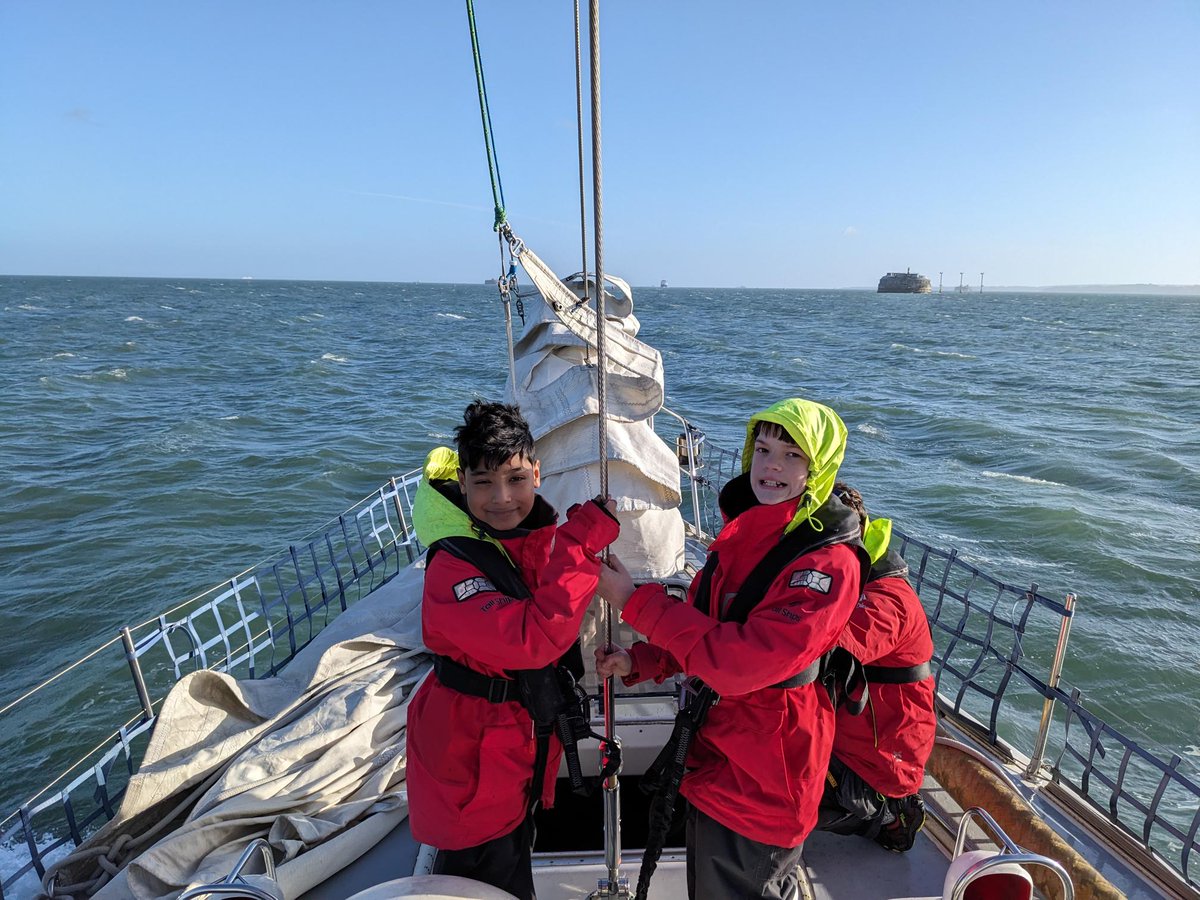 Tile Cross Academy tweet media