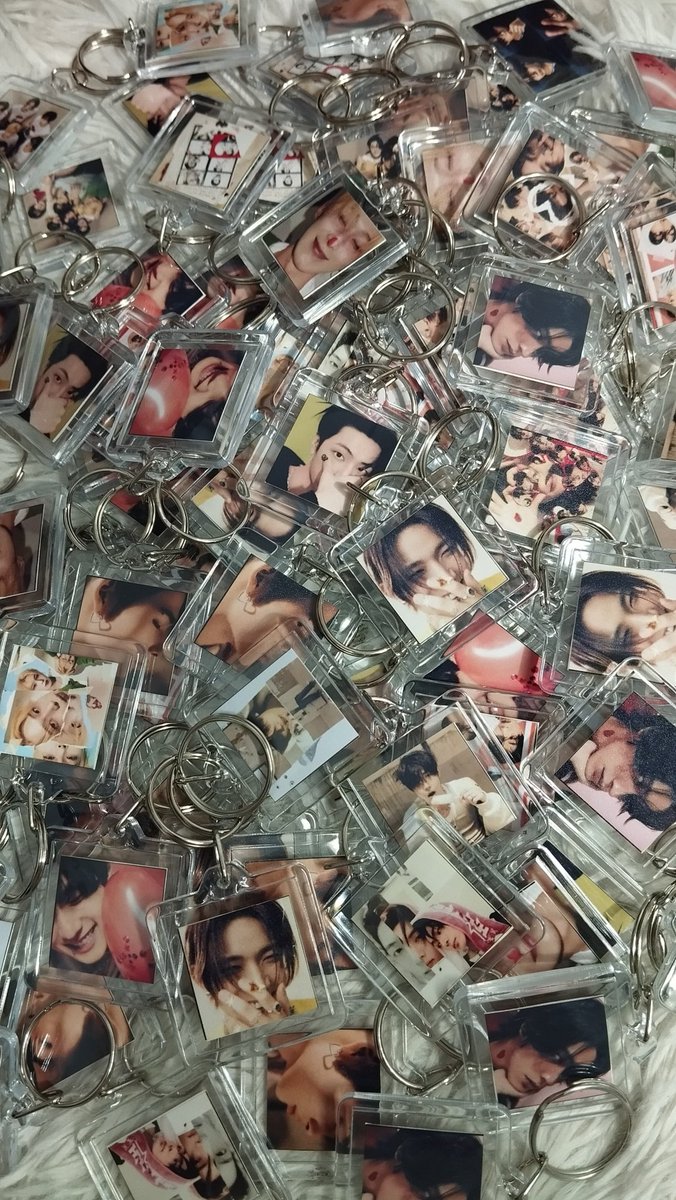 kyutkish's tweet photo. 𝘞𝘈𝘓𝘒 𝘛𝘏𝘌 𝘓𝘐𝘕𝘌 𝘐𝘕 𝘉𝘜𝘓𝘈𝘊𝘈𝘕

XO KEYRINGS! ✨️

↳fan support by: @kyutkish 🥰
     • like and rt
     • 1:1 ratio, limited quantity 
     • open for trades on D-DAY only! 

see you, engenes! 🫶🏻

#ENHYPEN
#WALKTHELINE_IN_BULACAN https://t.co/8HelVKDi2R