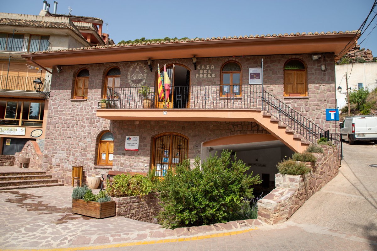 valenciaturisme's tweet image. Descubre Segart 🏞️🏰, rodeado de montañas y enclavado en plena Sierra Calderona,  es perfecto para una escapada de naturaleza y patrimonio🌿✨

#Segart #València #Valènciaturisme @dipvalencia @c_valenciana @ajsegart