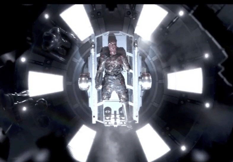 GaaryWrld's tweet photo. Dans La Revanche des Sith :

Le plan où le corps brûlé d'Anakin est soigné juste avant de porter l'armure de Dark Vador, on aperçoit que les lumières aux sols renvoient au symbole de l'Empire https://t.co/R4xovQ9guy