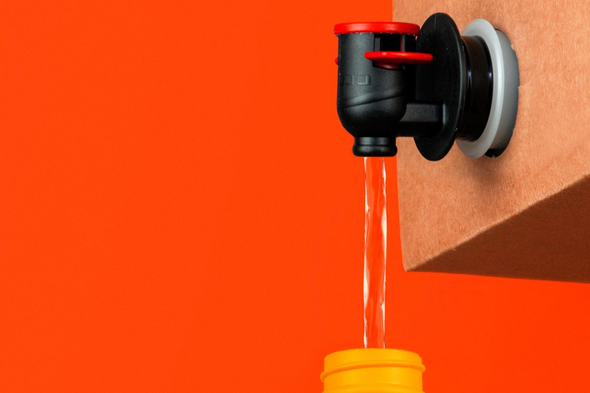 We just published a new Medium blog: The Shift Towards Refillable Packaging in the Beauty Industry. 

Go check it out: 
medium.com/p/the-shift-to… 

#EcoFriendlyBeautyProducts #Sustainability #EcoFriendlyBeauty #ClimateAction #BeautyIndustry #SustainablePackaging #SustainableBrands