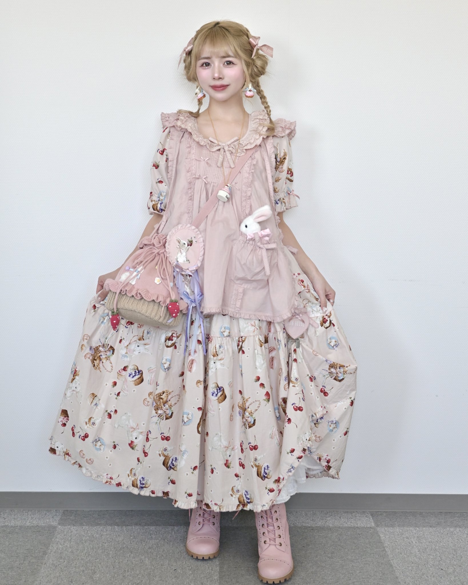 ピンクハウス - Search / X