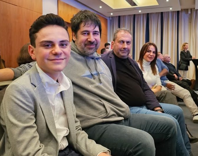 ChessBase India (@chessbaseindia) on Twitter photo The amazing team of GM Ediz Gurel (2624). The 2008-born youngster from Turkey will play at the Prague Masters 2025. He qualified for this event by winning the Prague Challengers last year.
Ediz has a strong team with his mother always being by his side, his manager <a href="/ozgurso/">Ozgur Solakoglu</a> and The amazing team of GM Ediz Gurel (2624). The 2008-born youngster from Turkey will play at the Prague Masters 2025. He qualified for this event by winning the Prague Challengers last year.
Ediz has a strong team with his mother always being by his side, his manager <a href="/ozgurso/">Ozgur Solakoglu</a> and