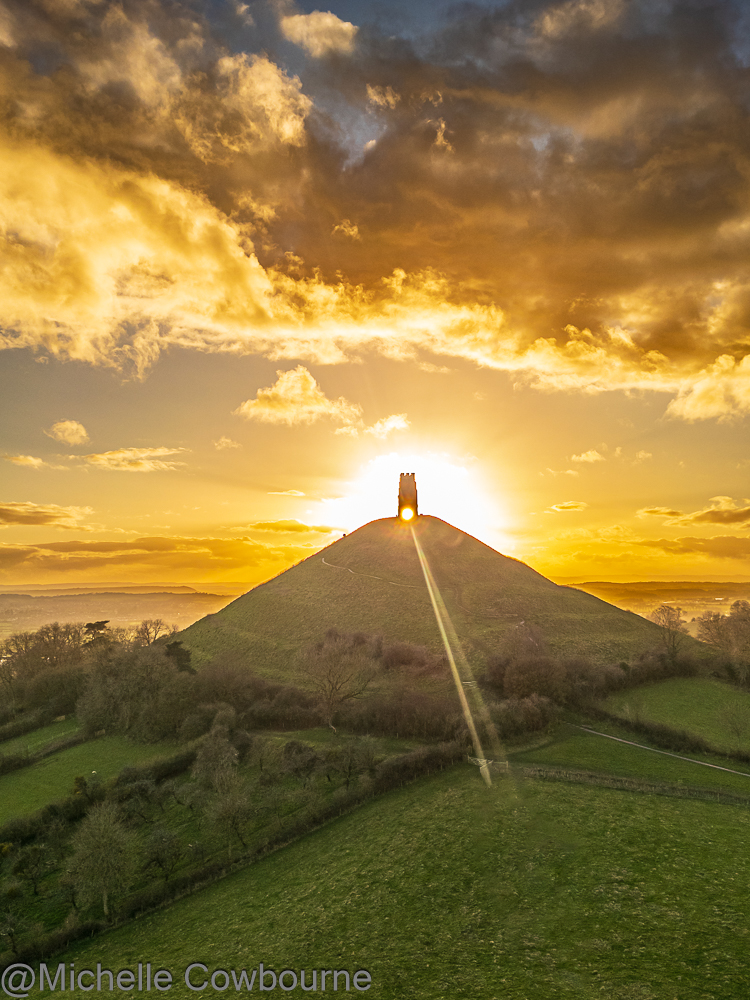 Glastomichelle's tweet image. Nice to see a few of my images in the press today. Thanks to @DeanMurraySWNS for reminding me to send them in.