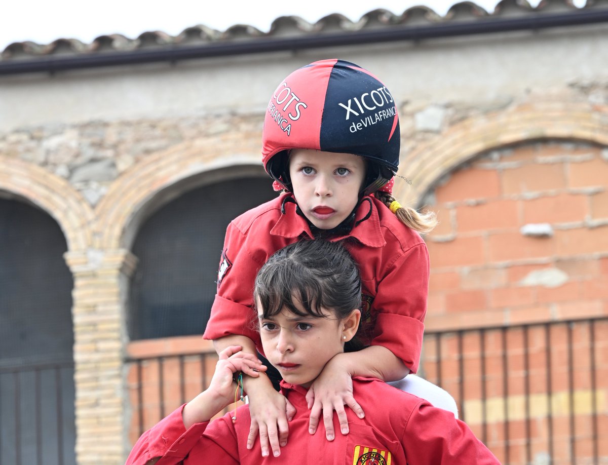 revistacastells's tweet photo. El nou casc d'aixecadors i enxanetes estarà en dos anys.
▶️ Serà modular, com el dels dosos, i guanyarà prestacions:
👉https://t.co/uk1zUi4VZp
#castells #castellers https://t.co/R1p2zPVxw6