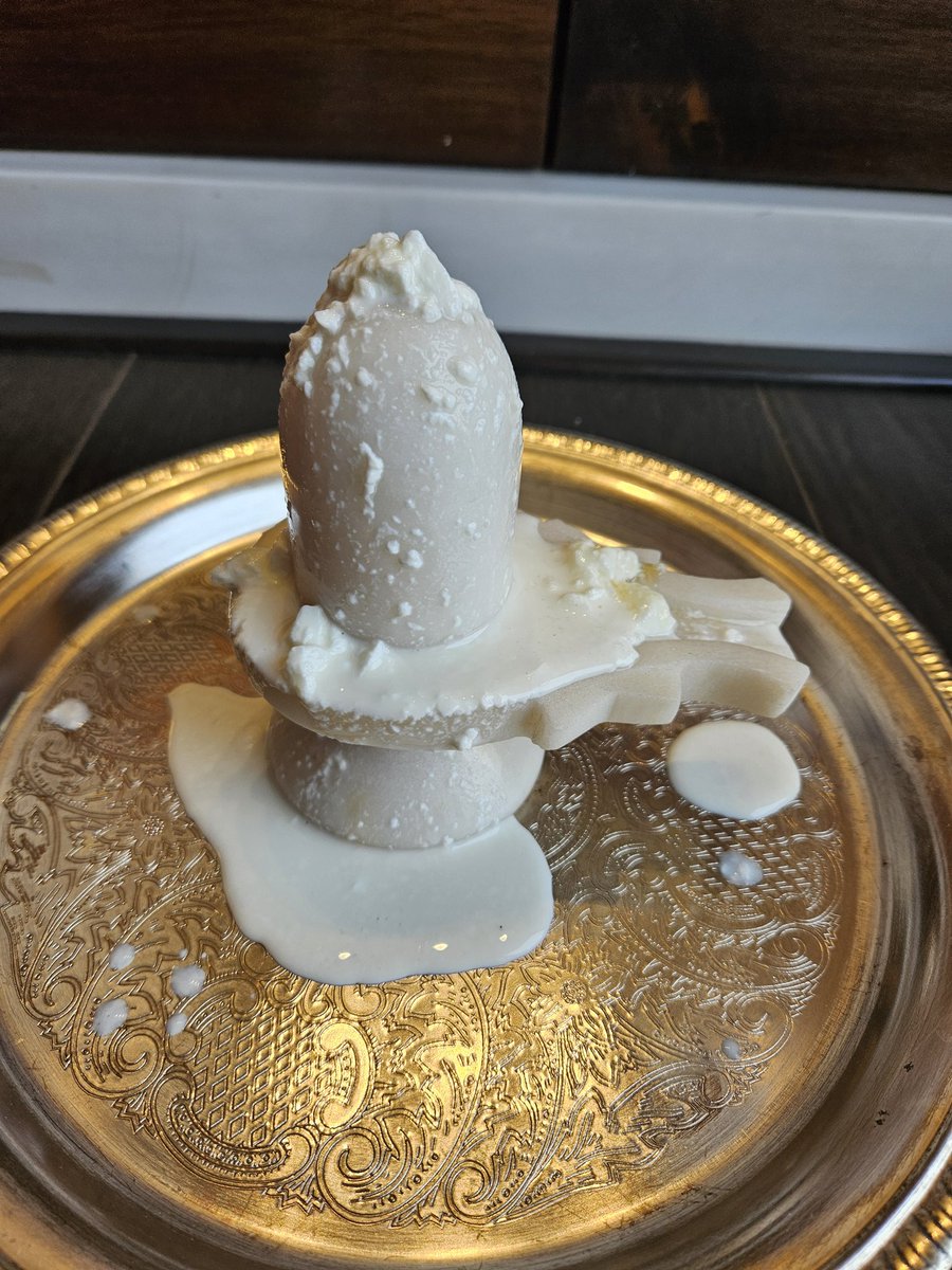 SamitaBangargi's tweet photo. Happy Mahashivratri to all♥️♥️

#shivshakti #omnamahshivaya #harharmahadev #shivabhishek #mahashivratri https://t.co/IDzdwLPDOo