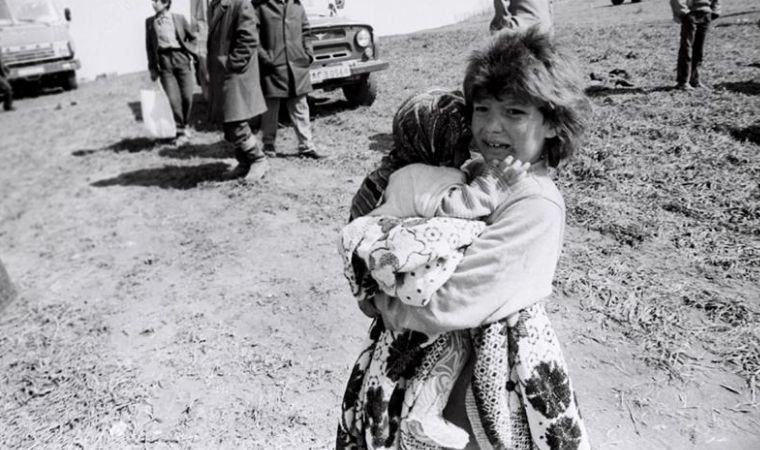 Hocalı Katliamı 33'üncü yılında anılıyor: 
Azerbaycanlılar adalet istiyor
cumhuriyet.com.tr/dunya/hocali-k…