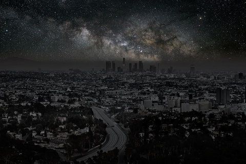 InternetH0F's tweet image. In 1994, during a power outage, the only time the Milky Way was visible in the city of Los Angeles, many people were scared by the sight and called 911