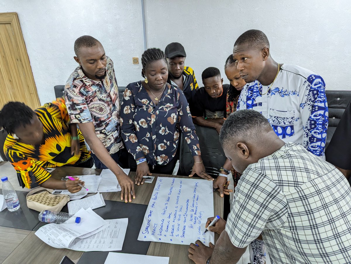 SFCG Nigeria (@sfcgnigeria) on Twitter photo Our Capacity Building team recently wrapped up an impactful Refresher Training on Conflict Transformation & Non-Adversarial Engagement for youth leaders.
The training(s) were held in Rivers, Bayelsa, and Delta States to foster peace with funding from the <a href="/EUinNigeria/">EU in Nigeria 🇪🇺🇳🇬</a>
#SFCG Our Capacity Building team recently wrapped up an impactful Refresher Training on Conflict Transformation & Non-Adversarial Engagement for youth leaders.
The training(s) were held in Rivers, Bayelsa, and Delta States to foster peace with funding from the <a href="/EUinNigeria/">EU in Nigeria 🇪🇺🇳🇬</a>
#SFCG