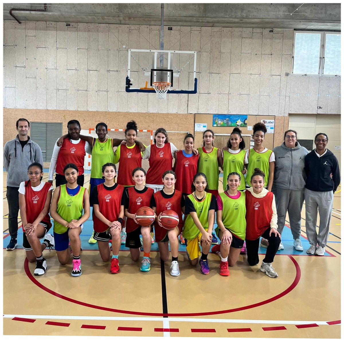 HotelRegain's tweet photo. 𝟮 𝗲́𝘃𝗲́𝗻𝗲𝗺𝗲𝗻𝘁𝘀 #basketball 𝗨𝟭𝟯 la deuxième semaine des vacances :

👉 𝗖𝗮𝗺𝗽𝘀 𝗜𝗻𝘁𝗲𝗿-𝗖𝗼𝗺𝗶𝘁𝗲́𝘀 𝗨𝟭𝟯 (𝗖𝗜𝗖𝗨𝟭𝟯)
👉 𝗧𝗜𝗖 𝗱𝗲 𝗭𝗢𝗡𝗘 𝗦𝗨𝗗-𝗘𝗦𝗧 𝗨𝟭𝟯

Crédit photos : #LigueSUDBasketBall

#stagebasket #tournoibasket #TIC #CIC https://t.co/8br7kYQqNw