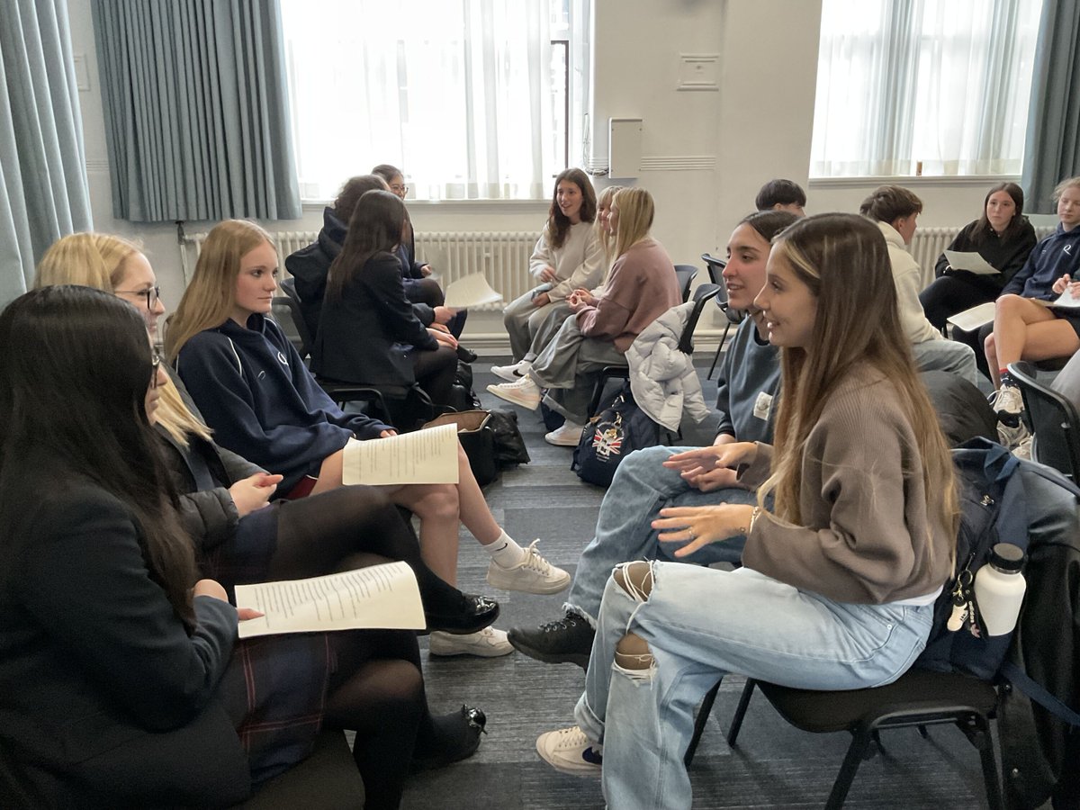 The Queen's School tweet media