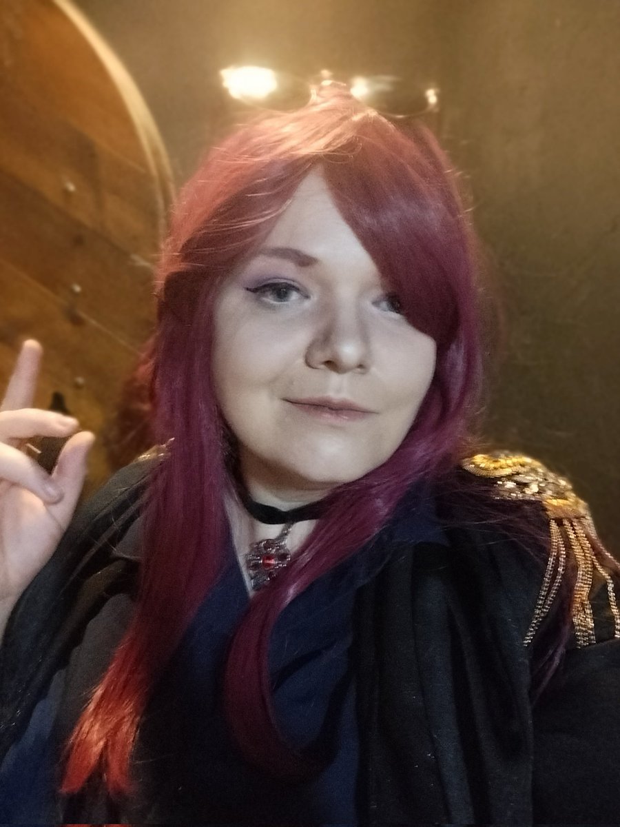 Или вот реализация дрим-роли, спасибо Ши! 10 сходств из 10)))