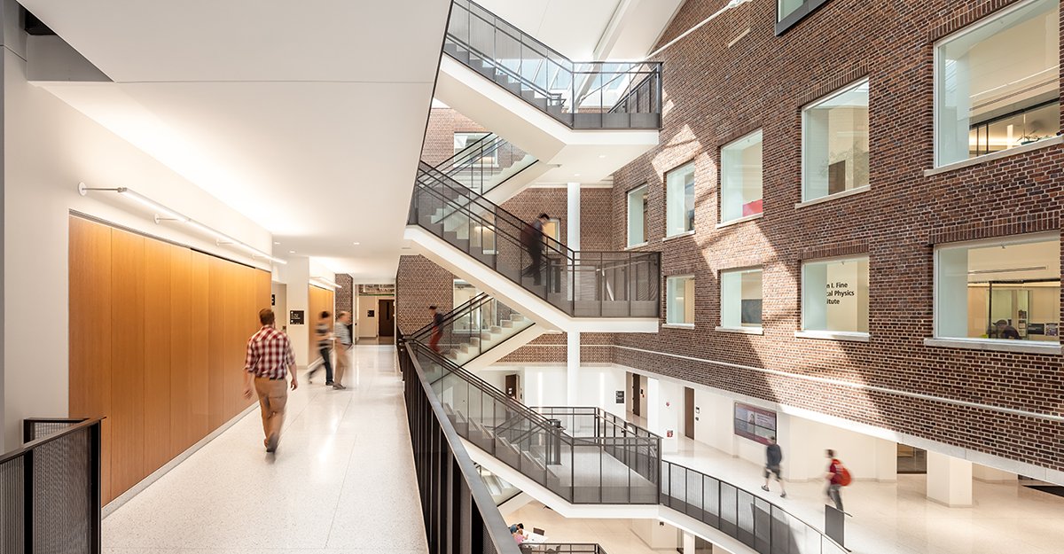 Daylight can make or break a space. ☀ Discover "daylight democracy" and how Alliiance is shaping higher education design in The Plan Journal's case study here: bit.ly/42VtsOX
#Alliiance #DaylightDemocracy #UMN #SustainableDesign #HigherEd #Architecture #DesignInnovation