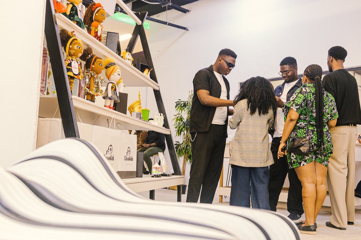 ecobank_nigeria's tweet photo. What a way to kick things off!✨💐
From the grand opening by the Minister of Art, Culture & Tourism, Hannatu Musa Musawa, to the presence of some of Nigeria’s most brilliant minds, the #DesignAndInnovation showcase started with pure magic! ✨🎨
The creativity? Unmatched. The energy? Electric. The moments? Absolutely worth experiencing!
But guess what? We’re just getting started!✨
The exhibition runs till Sunday, March 2nd, so don’t miss out on the chance to witness groundbreaking designs and innovations from Nigeria’s finest creatives.
📍Ecobank Pan African Centre, Victoria Island.
📅 Feb 25 - March 2nd, 2025.
🎯Theme: Building a Made-in-Nigeria Brand
#InnovationMeetsCreativity
#proudlynigerian
#DesignAndInnovation
#ecobankthepanafricanbank