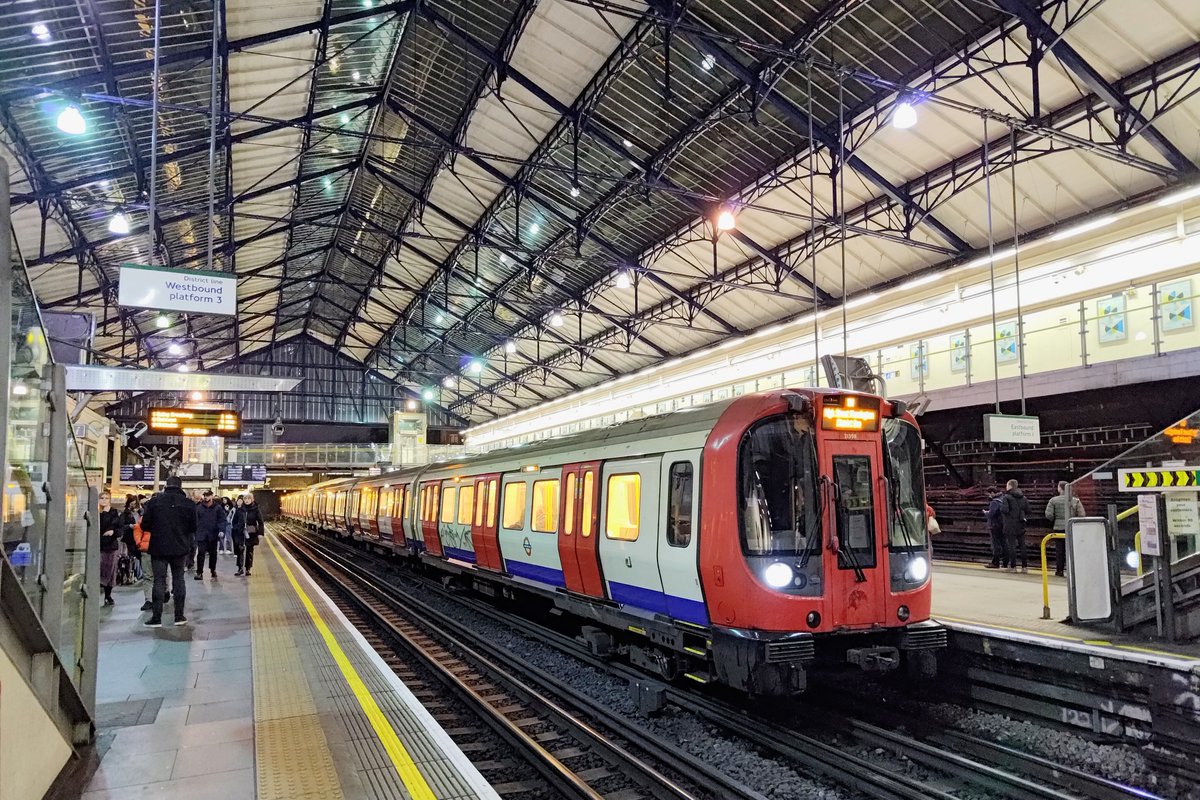  LONDON ロンドン 帰国して2日。イギリスロスというかなんというか、またあの世界観に