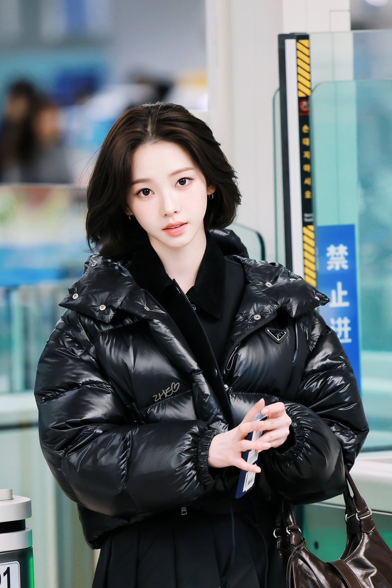 にかりな 待って可愛すぎて画面割れた #aespa #カリナ #karina