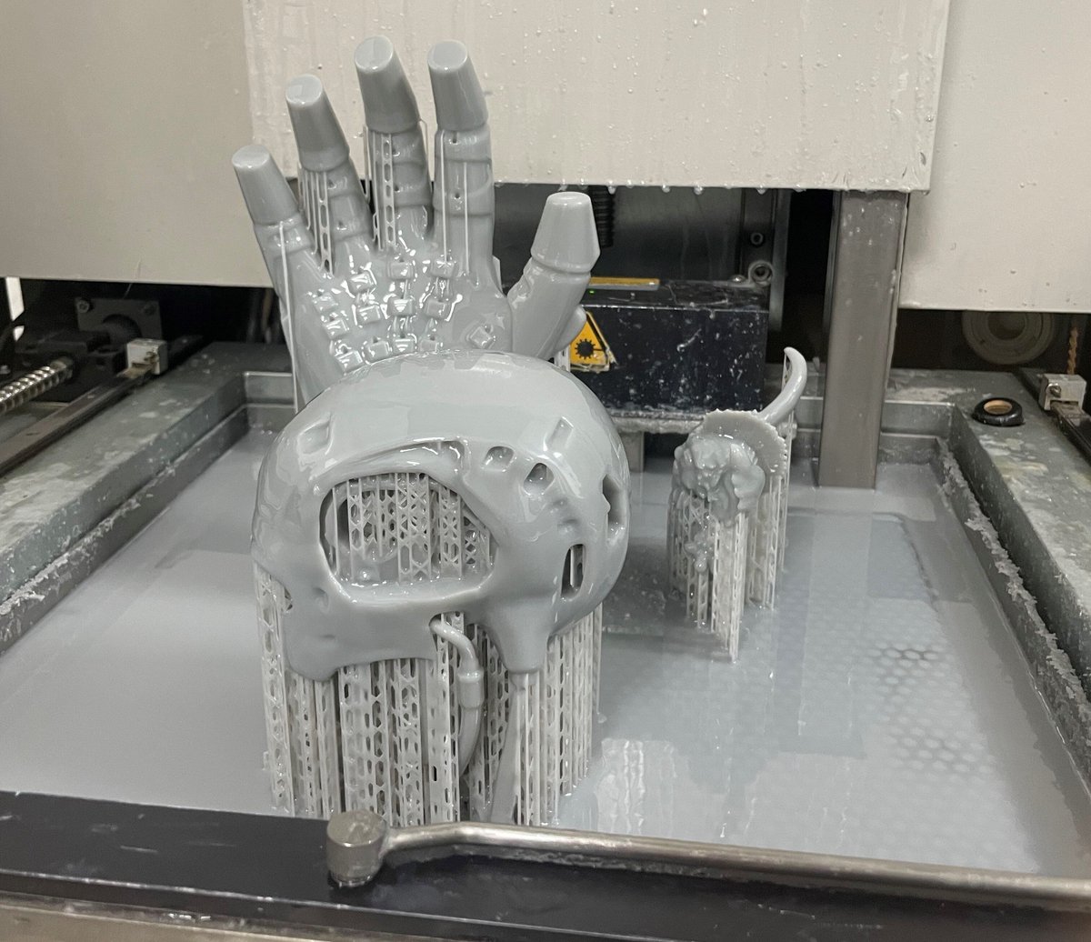 🔵 SLA (Stereolithography) = Ultra-smooth, high-detail models → Perfect for presentation-ready prototypes
🟠 SLS (Selective Laser Sintering) = Durable, strong, functional parts → Ideal for testing

Need help? 👉 info@ame-3d.co.uk

#3DPrinting #ProductDesign