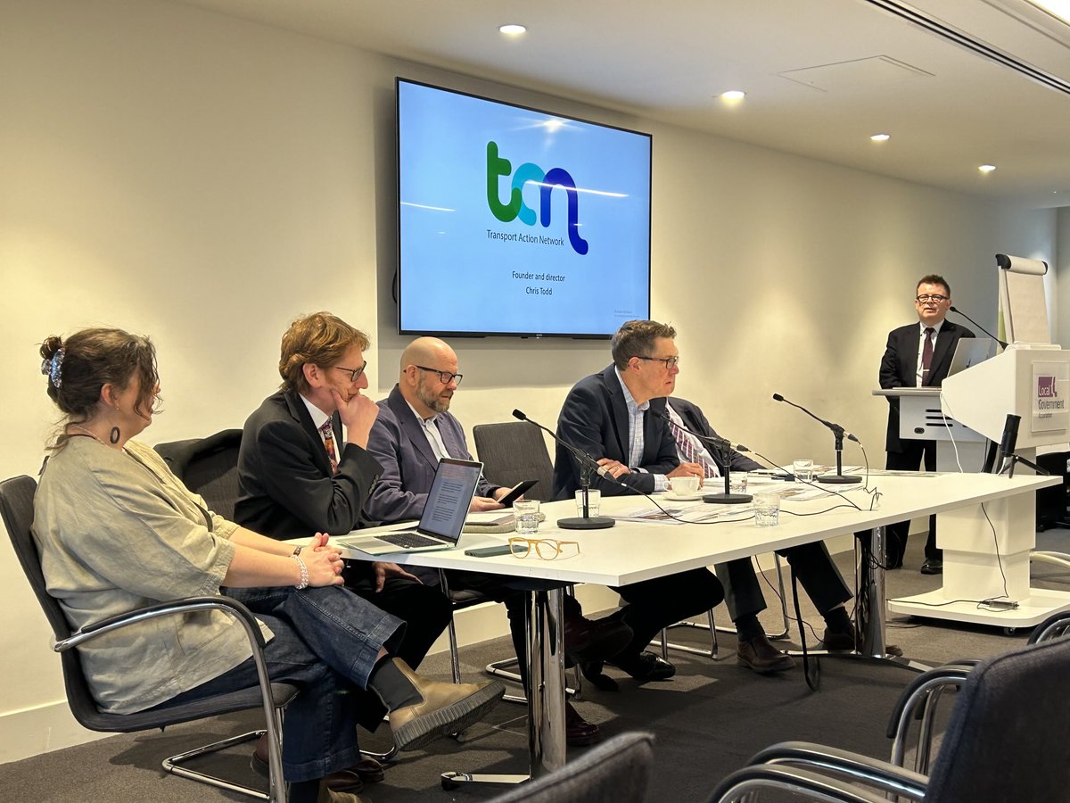Rail Forum (@railforum_uk) on Twitter photo Great to be at the launch of the <a href="/TransportActio2/">Transport Action Network</a> report on alternatives to the Lower Thames Crossing demonstrating the better and wider value a rail solution could bring. Thanks for the invitation <a href="/CogitamusPA/">Cogitamus Limited</a> Great to be at the launch of the <a href="/TransportActio2/">Transport Action Network</a> report on alternatives to the Lower Thames Crossing demonstrating the better and wider value a rail solution could bring. Thanks for the invitation <a href="/CogitamusPA/">Cogitamus Limited</a>