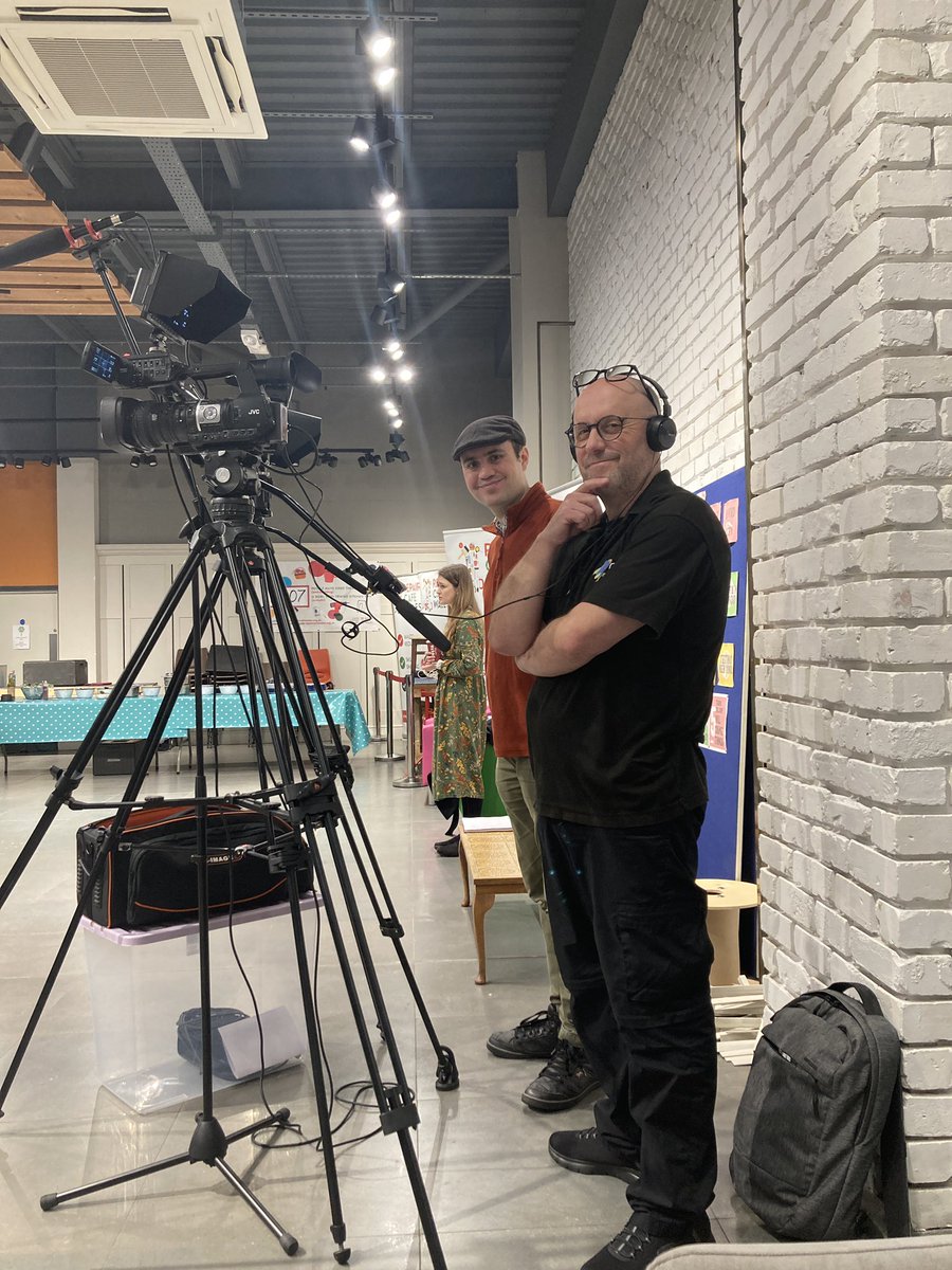 CISP multimedia Ltd (@cispmultimedia) on Twitter photo Filming today in Sero Carmarthen as part of the #10towns project for Sir Gâr.
Ffilmio heddi yn <a href="/SeroCarmarthen/">Sero Carmarthen</a> ar gyfer prosiect #10dref <a href="/CarmsCouncil/">Cyngor Sir Gâr</a> #yagym Filming today in Sero Carmarthen as part of the #10towns project for Sir Gâr.
Ffilmio heddi yn <a href="/SeroCarmarthen/">Sero Carmarthen</a> ar gyfer prosiect #10dref <a href="/CarmsCouncil/">Cyngor Sir Gâr</a> #yagym