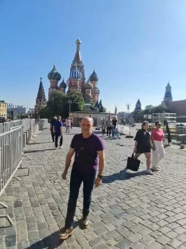 Jay in Kyiv tweet media